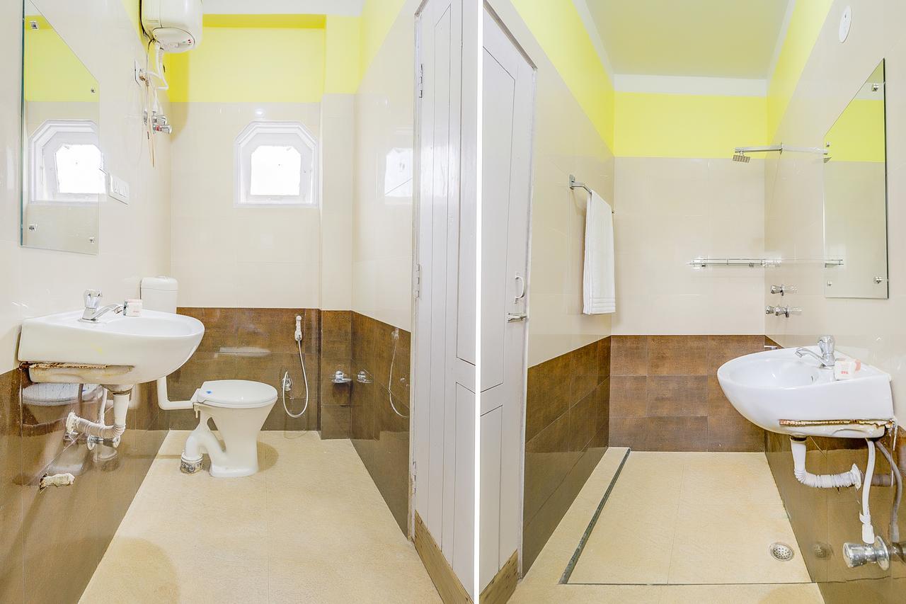 Oyo 13521 Sudhriti Hotel Siliguri Exteriör bild
